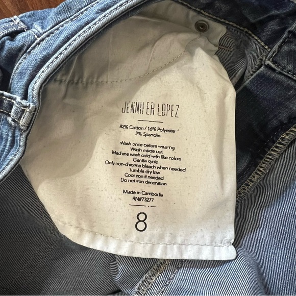 Jennifer Lopez Cropped Classic Blue Denim Jeans size 8 - Picture 6 of 9
